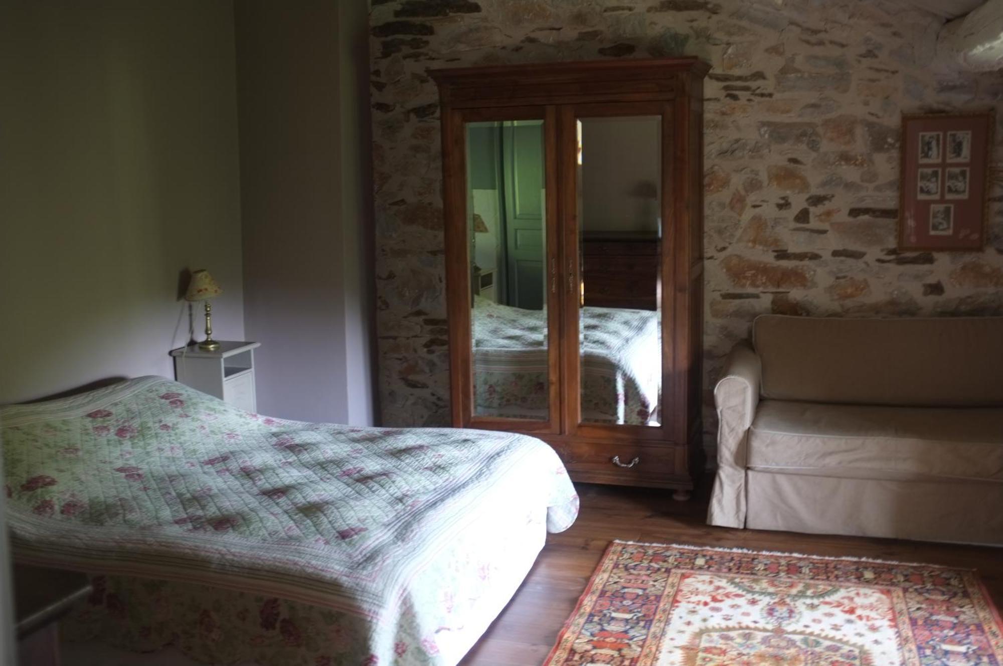 Nabat Le Haut, Chambre Et Table D'Hotes Courniou Luaran gambar