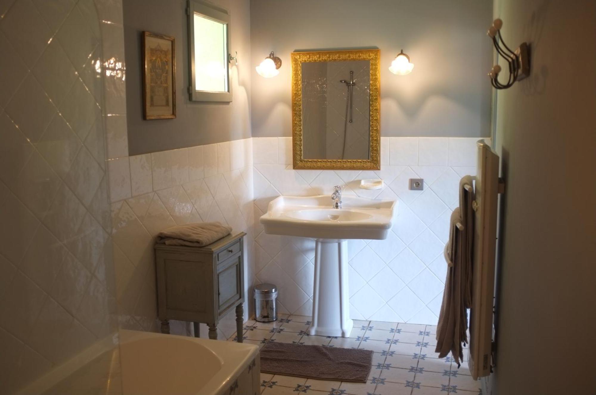 Nabat Le Haut, Chambre Et Table D'Hotes Courniou Luaran gambar